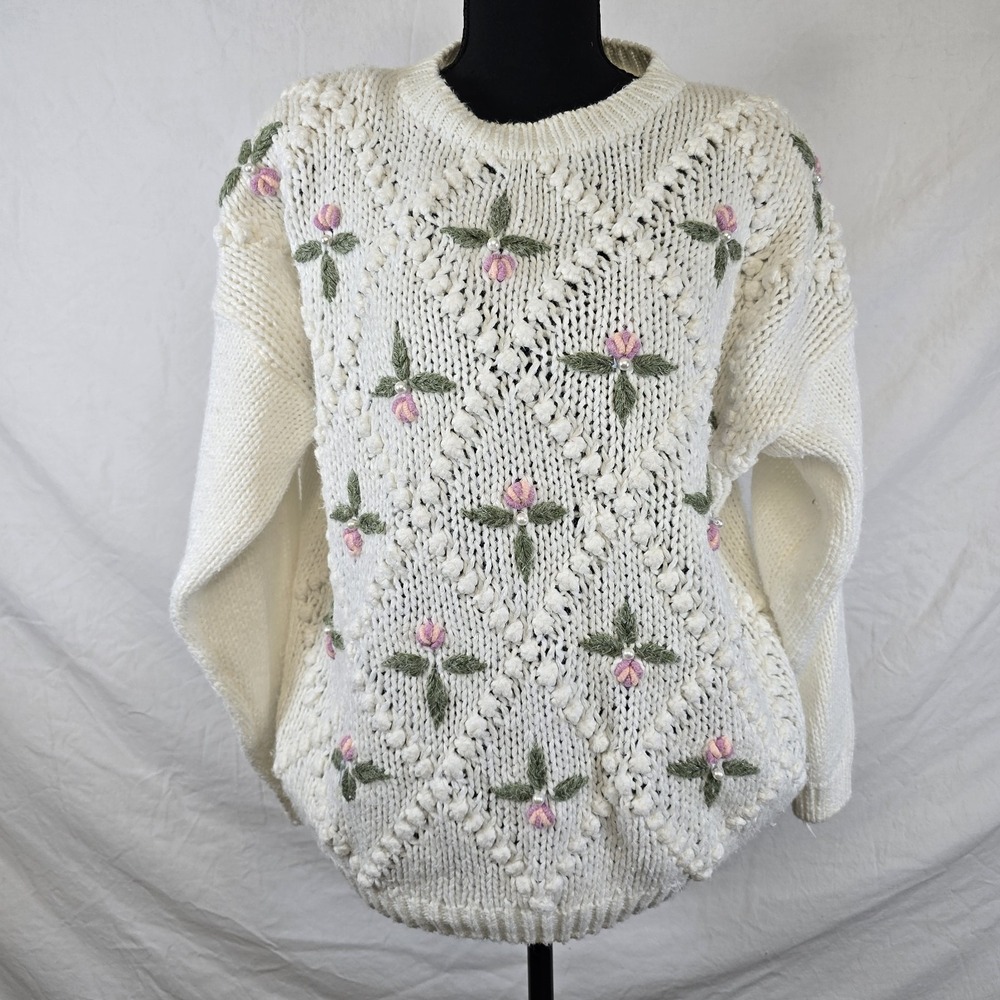 Vtg  80sNeedles & Yarn Sweater Granny Core Knit faux Pearl  Floral Pattern  sz M